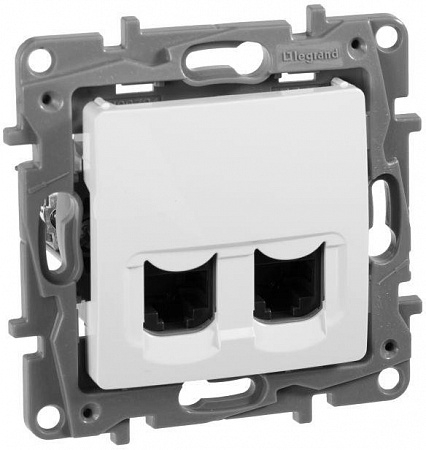 Розетка двойная компьютерная RJ45 кат.5е UTP белый Etika 672255