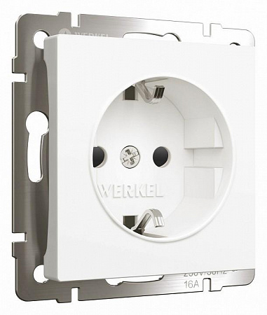 Розетка с заземлением и шторками (белый матовый) Werkel W1171161