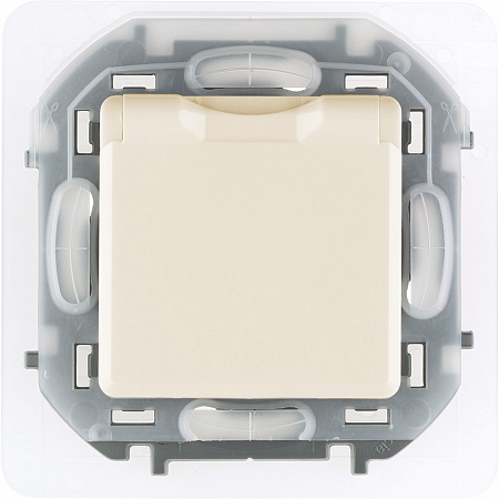 Розетка 2P+E с крышкой со шторками IP44 16А 250В слоновая кость INSPIRIA 673741